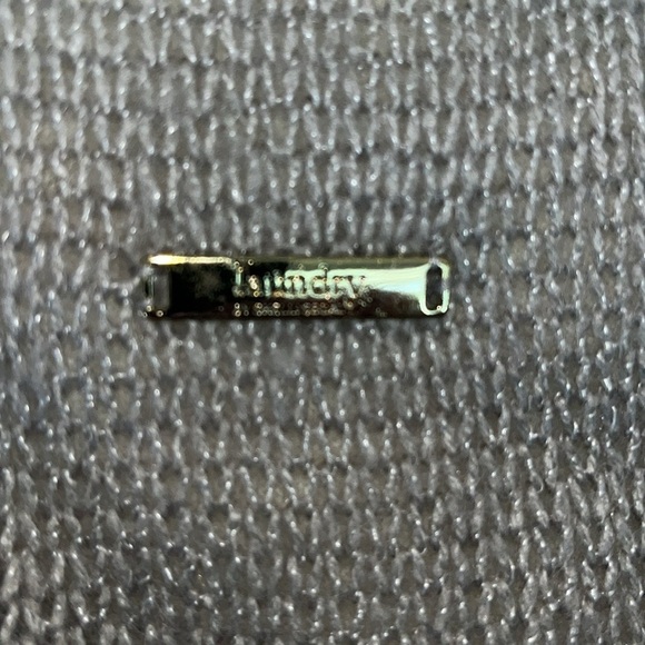 Laundry By Shelli Segal  NWT Nomad Fluffy Faux Fur Scarf Wrap - Picture 5 of 7